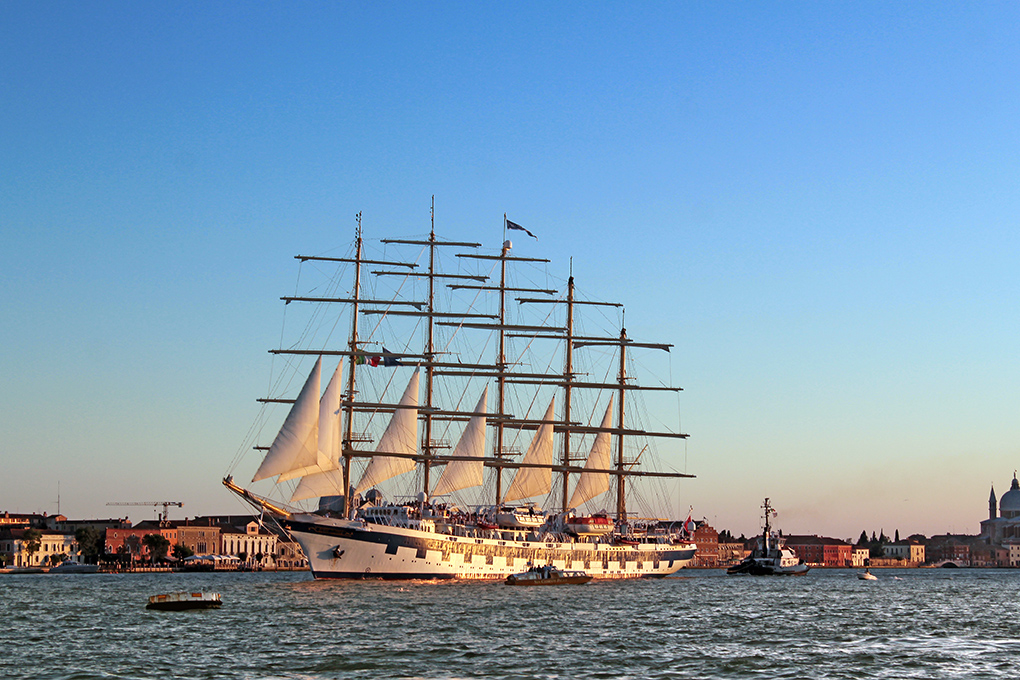 La partenza del Royal Clipper (21).jpg